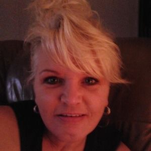 Meet your Posher, Carla